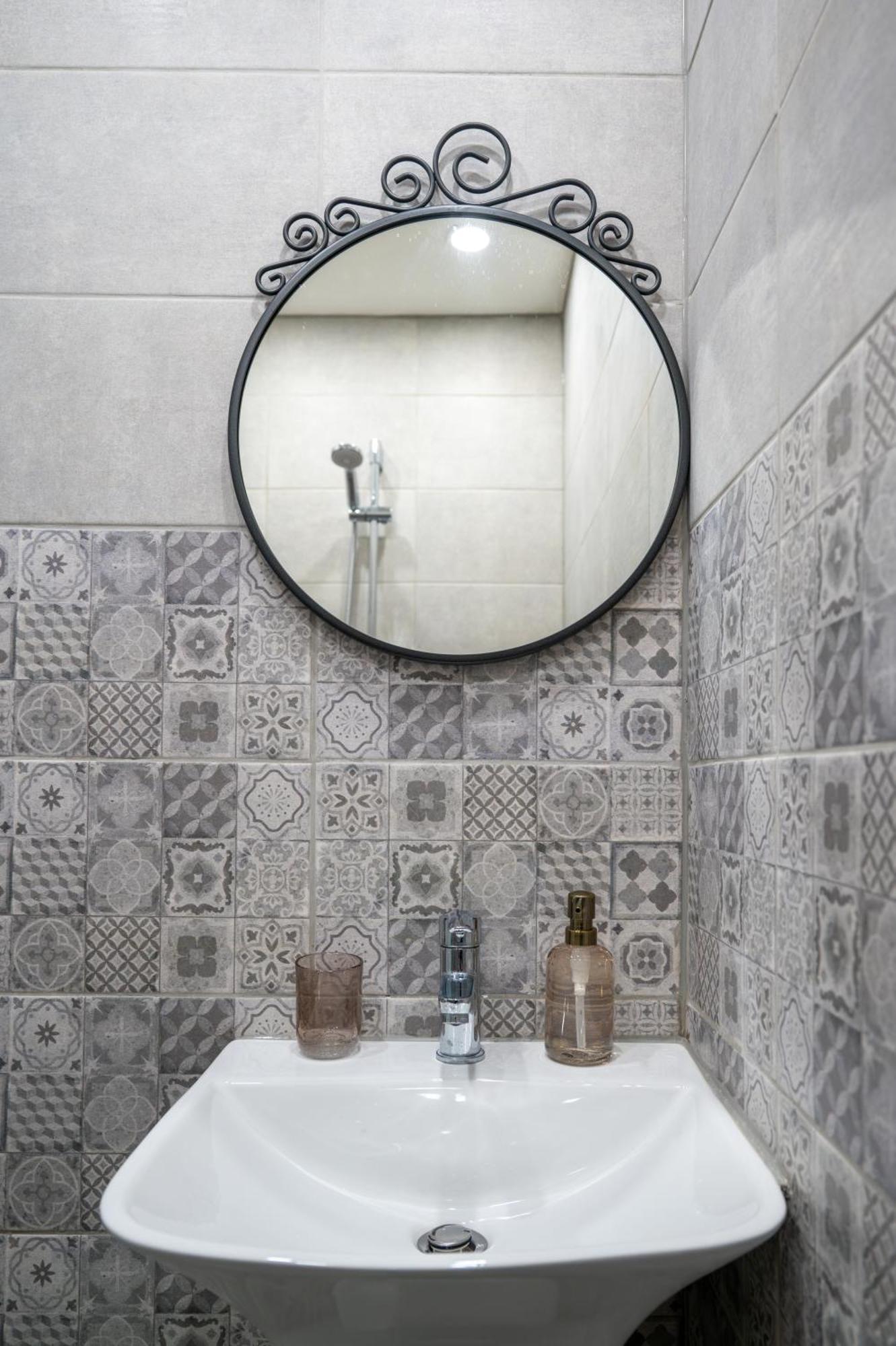 Beautiful Two-Bedroom Apartment In City Center โซเฟีย ภายนอก รูปภาพ